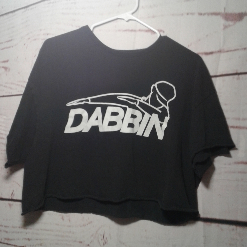 Women's cropped crew neck t-shirt (diy)